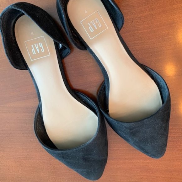 Black Suede Gap Black Flats - Picture 1 of 3